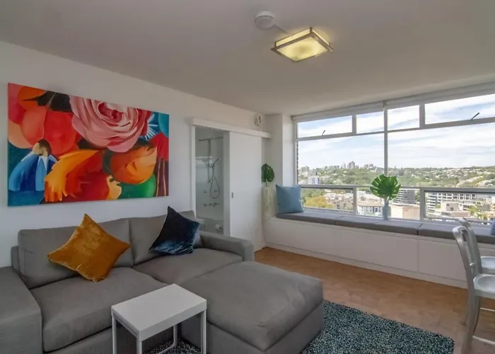Bright 1 Bedroom Studio With Amazing City Views